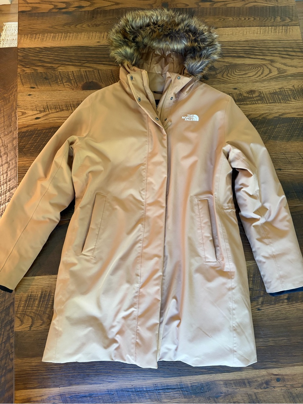 Women’s The North Face Arctic Parka Size XL Khaki